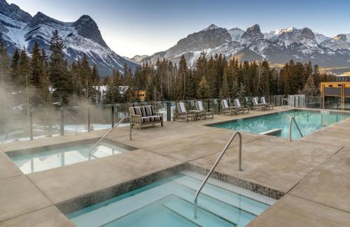 Canmore Hotel | The Malcolm Hotel