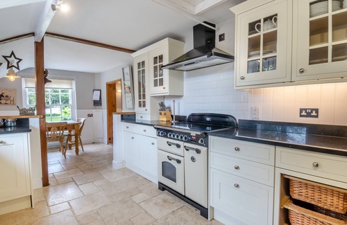 Bramfield House | The Manor House - Five Bedroom House, Sleeps 10