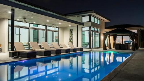 Plantation House | The Mansion One and Only Luxurios 8 000 ft Villa