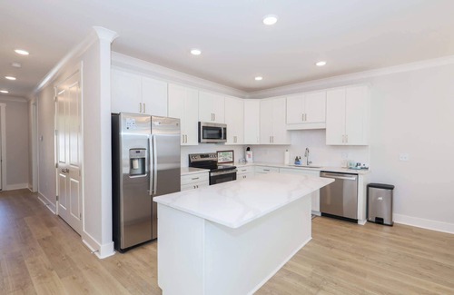 Oxford House | The Matchup on Miramar by Apex Short Term Stays