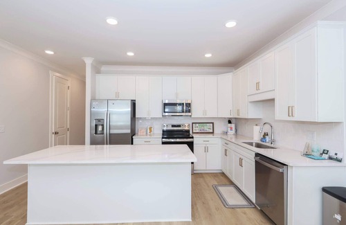Oxford House | The Matchup on Miramar by Apex Short Term Stays