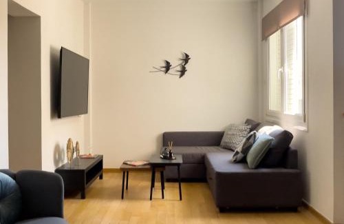 Omonia Apartment | The Maverick 2bed apt in central athens