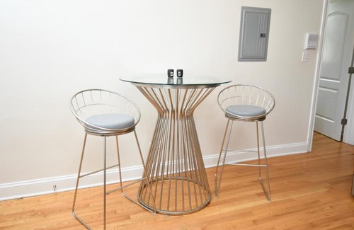 West Town Apartment | The McGees In BuckTown