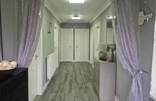 Market Drayton Villa | The Meadows