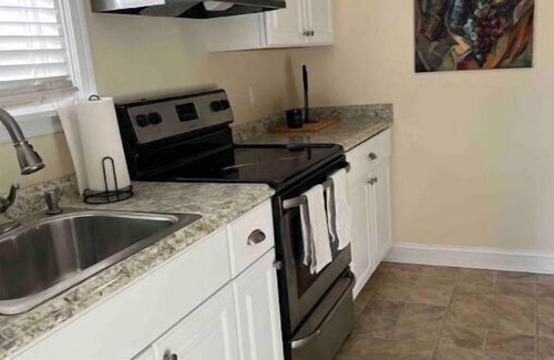 New Castle Apartment | The Mercury B & B