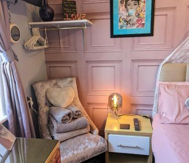 South Shore Bed & Breakfast | The Mercury, Blackpool - over 21's only