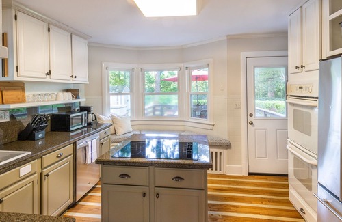 Wilmington House | The Midtown Oasis at Winston, right in the center of Wilmington!