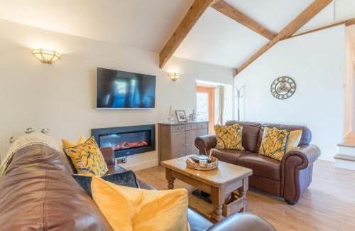 Pistyll House | The Milking House - Llyn Peninsula