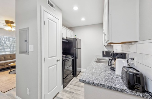 South Arlington Apartment | The Mirage 248 I Comfy 1 Bed 1 Bath