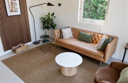 Zandvoort House | The Modern Burrow
