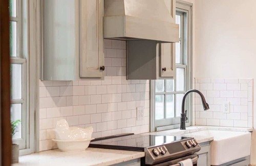 Waco House | The Mohawk Valley House - 4 suite boutique hotel