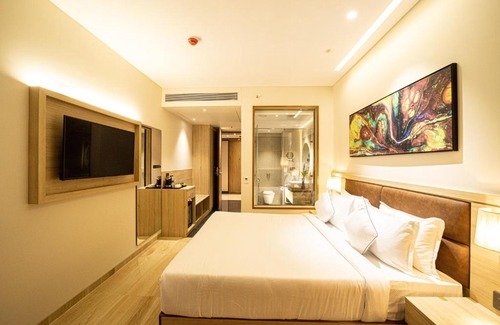 Mahalunge Ingale Hotel | The Monarch at Chakan MIDC, Pune