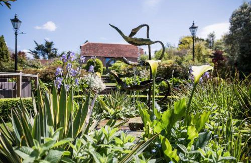 New Forest District Hotel | The Montagu Arms