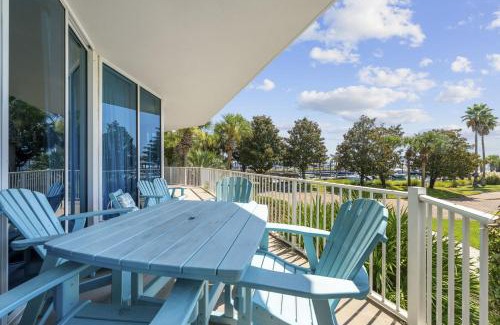 Orange Beach Apartment | The Moorings 101