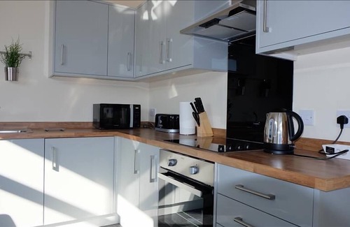 Leek Apartment | The Moorlands Suite - Premier Serviced Accommodation