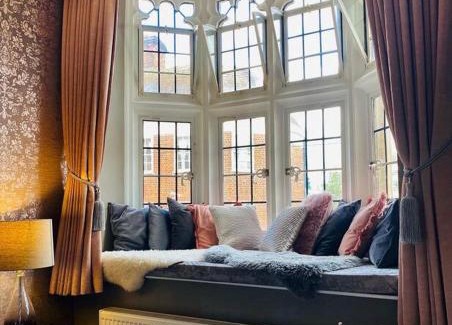 Canterbury Apartment | THE MOST CENTRAL Apartment in Canterbury Stunning Interiors, fully equipped, City Views and Free WiFi!