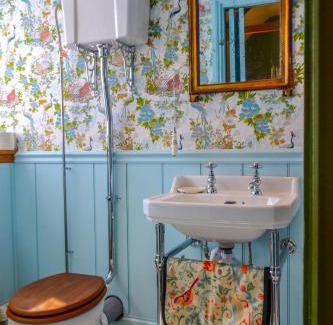 Castle Douglas Bed & Breakfast | The Munches Room at Buittle Castle