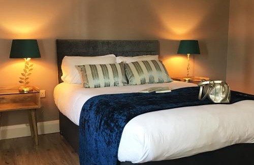 Belfast House | The Muse - Luxury 5 Bedroom House