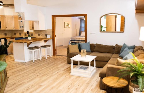 Laurel House | The Nautilus Casita