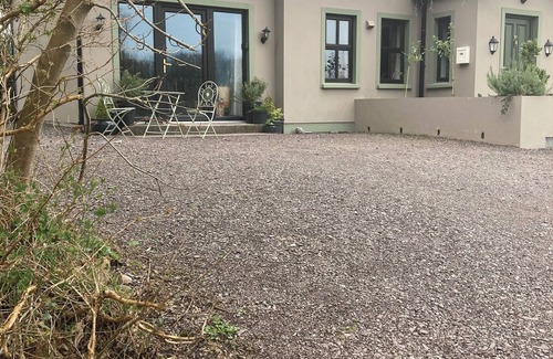 Annascaul Apartment | The Nest - A Perfect touring base in West Kerry- 20 Mins from Dingle town