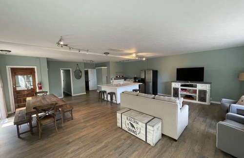 Nashville House | The Nest - Located in the Heart of Nashville Indiana!