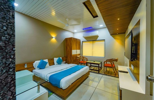 Ahmedabad Hotel | The Nest Residency