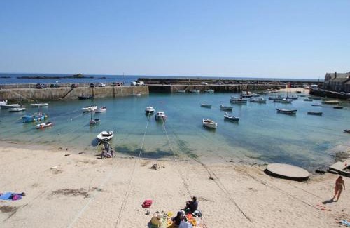 Mousehole House | The Net Loft