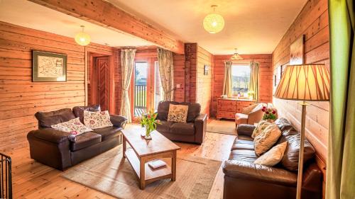 Skirling Ski Chalet | The New Farmhouse
