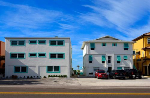Indian Shores Resort | The New Hotel Collection Beachfront