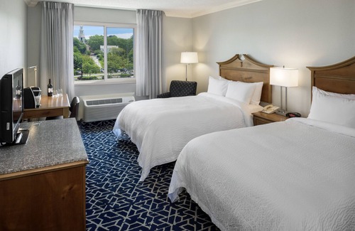 Newport Hotel | The Newport Harbor Hotel & Marina