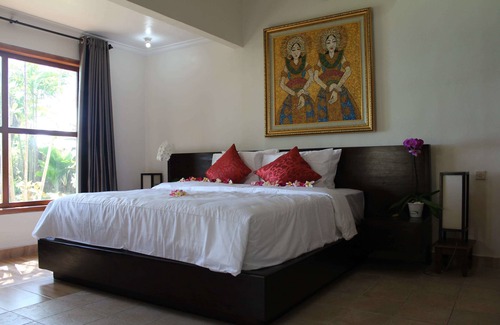 Bukti Villa | The Ning Beach & Villa