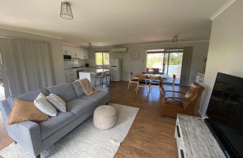 Lake Wangary House | The Nook on Nancy