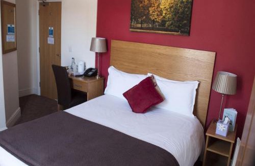 Colchester Hotel | The North Hill Hotel