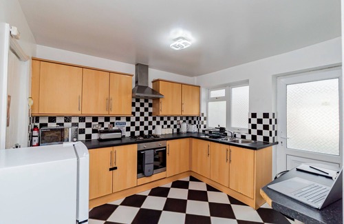 Selly Oak House | The Oak 3-bedroom house in Birmingham Selly Oak