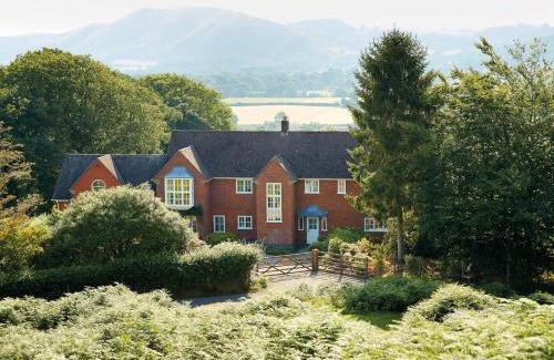 All Stretton House | The Oaks