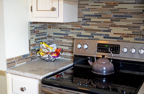 Fredericksburg House | The Oaks On Main | Convenient to Main St.
