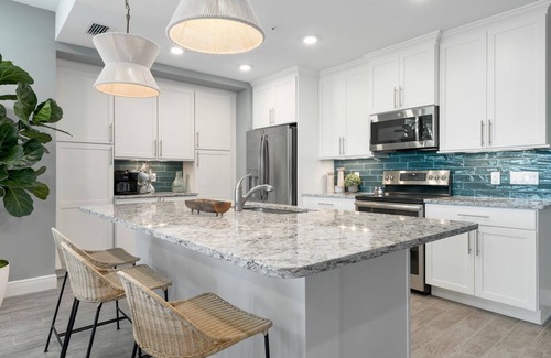 Whitney Beach Condo | ⚓The Oasis at One Particular Harbor! Modern tropical condo in Margaritaville!⚓🐕🌅