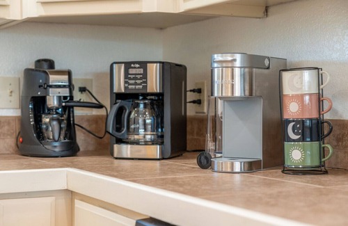 Lake Hamilton Apartment | The Oasis on Lake Hamilton with Pool
