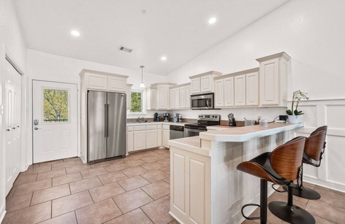 Lake Hamilton Apartment | The Oasis on Lake Hamilton with Pool