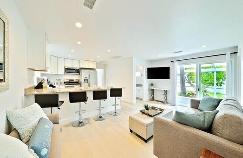 Sunset Beach House | The Oasis · "The Oasis" Sunset Beach, 5 houses from the sand