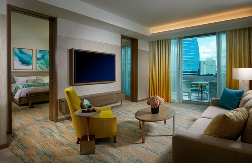 Hollywood Hotel | The Oasis Tower at Seminole Hard Rock