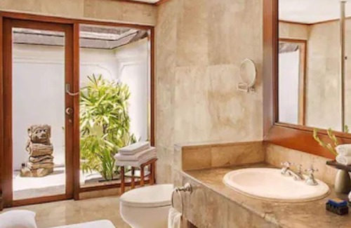 Seminyak Resort | The Oberoi Beach Resort, Bali