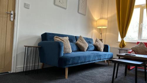 Oldham Apartment | The Ol-Mumps Cozy Corner