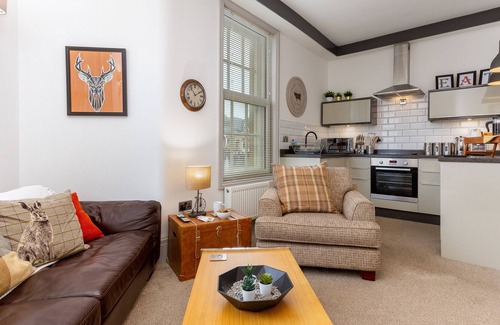 Lytham St. Anne's Apartment | THE OLD BANK APARTMENT 1 - SLEEPS 2 - 1 BEDROOM - CENTRAL ST ANNES