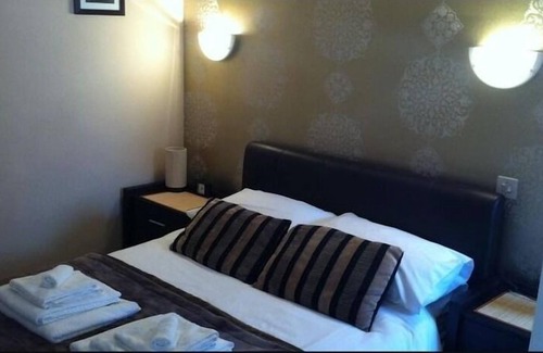 Shrewsbury Bed & Breakfast | The Old Bell