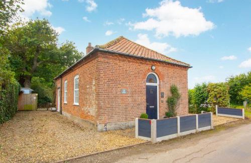 Banningham House | The Old Chapel
