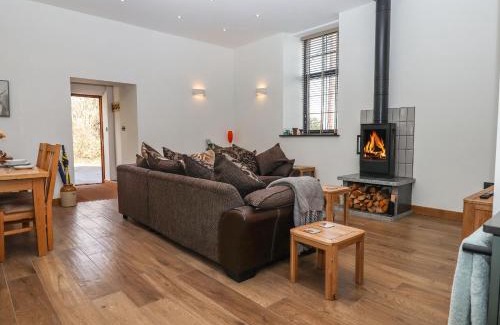 Ilsington House | The Old Chapel