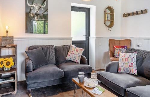 Cribyn House | The Old Cowsheds 2 - Shippon - Uk49787