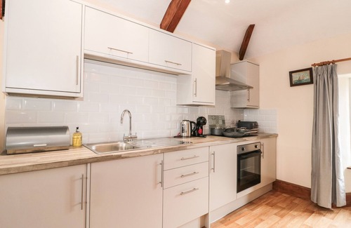Watchet Cottage | THE OLD LIGHTHOUSE COTTAGE, pet friendly in Watchet