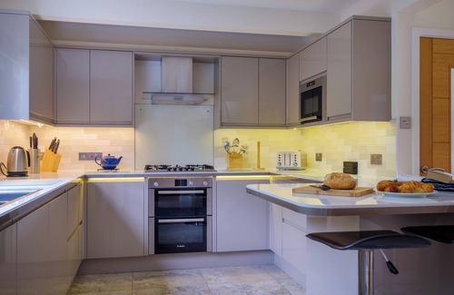 Grasmere Cottage | THE OLD POLICE HOUSE, family friendly, with a garden in Grasmere